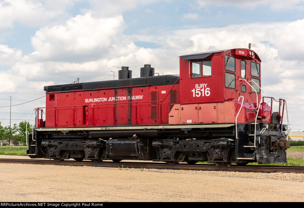 BJRY 1516, EMD SW1500, ex HLCX 1516, ex CRIP 945,